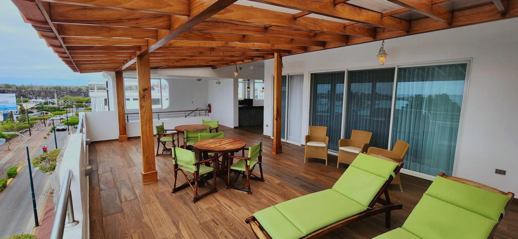 Galapagos Apartments - Bay View House Puerto Ayora  Exterior photo